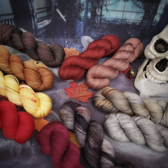 Collection GraveYarn