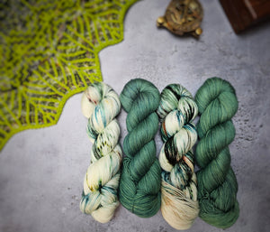 Leloa shawl kit (without pattern) - Dyed to order