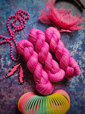 Merinos Superwash Nylon - Fingering - Life in Plastic