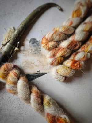 Suri and Silk - Lace - Color Lady Muadd'hib