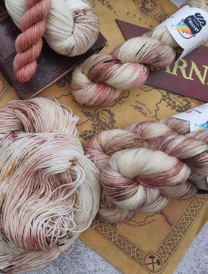 Leloa shawl kit (without pattern) - Dyed to order