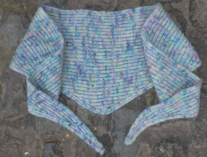 Mana Bloom Shawl Kit with free pattern