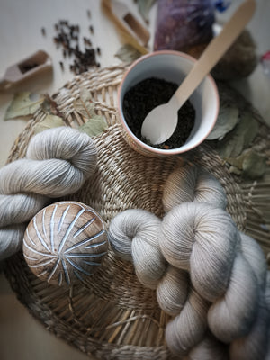 Leloa shawl kit (without pattern) - Dyed to order