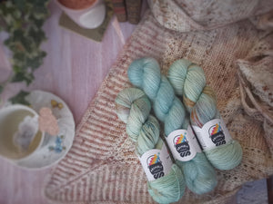 Home Sweet Home shawl kit (without pattern) - Dyed to order
