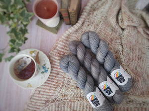 Home Sweet Home shawl kit (without pattern) - Dyed to order